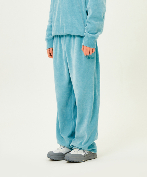 クリーミーストレートパンツ S.BLUE