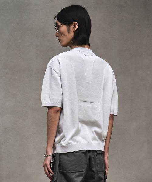 LMOOD(エルムード)の「ディメンショングラフィックハーフニットクールグレー(Tシャツ/カットソー・メンズ・その他・44/46/48)」の4枚目の写真
