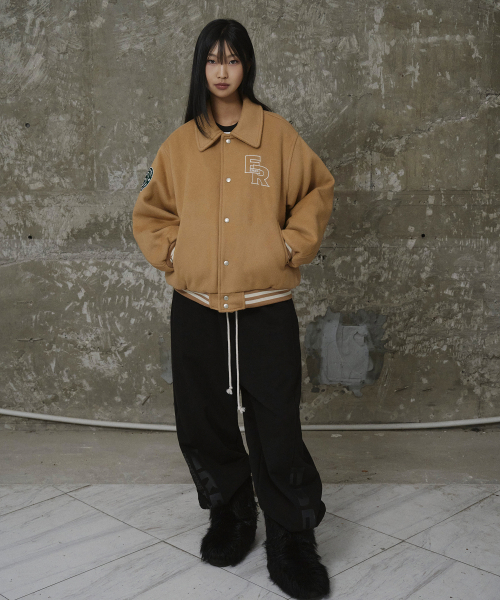 ERER(エルエル)の「ノーティカル バーシティ ジャケット ベージュ(スタジャン・レディース・Beige・1/2/3)」の8枚目の写真
