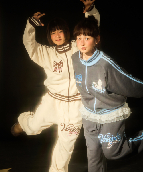 Video Jockey（ビデオジョッキー）の「ジャキクラブ トラックパンツ [クリーム]（スウェットパンツ・レディース・その他・FREE）」の4枚目の写真