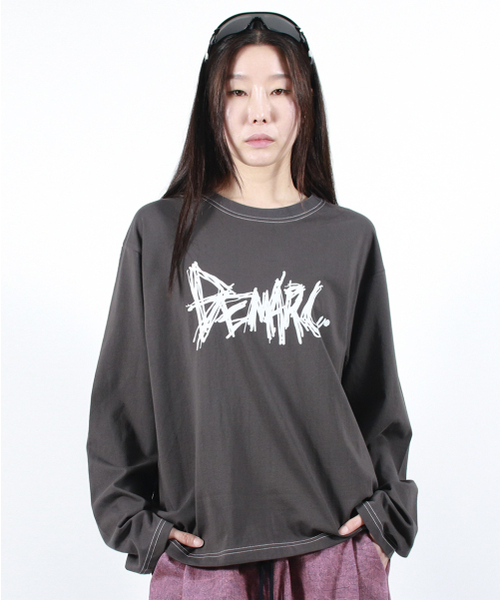 DEMARC(ドゥマーク)の「GRAFFITI LOGO TEXT BOXY LONG SLEEVE - Charcoal(Tシャツ/カットソー・レディース・その他・MEDIUM/LARGE)」の14枚目の写真