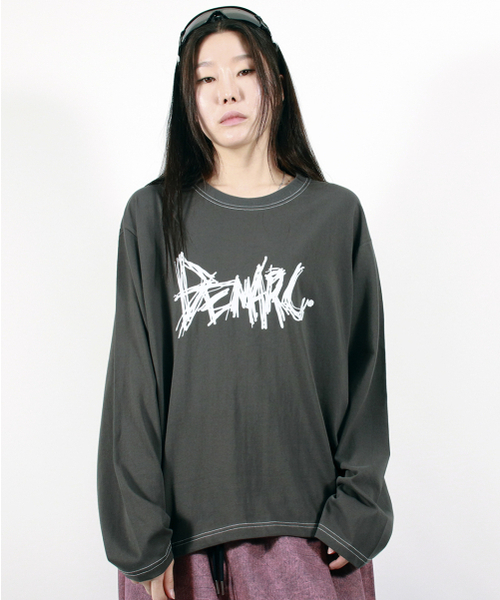 DEMARC(ドゥマーク)の「GRAFFITI LOGO TEXT BOXY LONG SLEEVE - Charcoal(Tシャツ/カットソー・レディース・その他・MEDIUM/LARGE)」の16枚目の写真