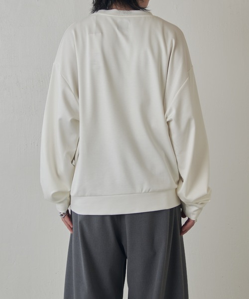 Lui's（ルイス）の「OUT OF FORCUS ロングスリーブTシャツ（スウェット・メンズ・ブラック系その他/ダークブルー/ネイビー/ホワイト系その他/ホワイト/ブラック・M/S）」の10枚目の写真