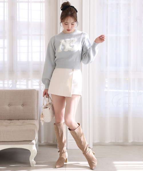 one after another NICE CLAUP(ワンアフターアナザーナイスクラップ)の「金ボタン付スタイルアップスカショーパン(スカート・レディース・アイボリー/ブラック/グレー×ホワイト/ブラック系その他・SMALL/MEDIUM)」の7枚目の写真