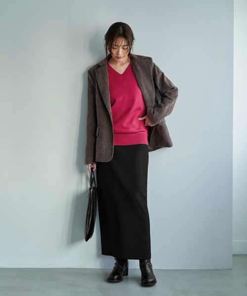 STYLE DELI(スタイルデリ)の「アンチピリングVネックニットトップスB(ニット/セーター・レディース・マジェンタ/コバルトブルー/カーキ/ブラック・FREE)」の15枚目の写真