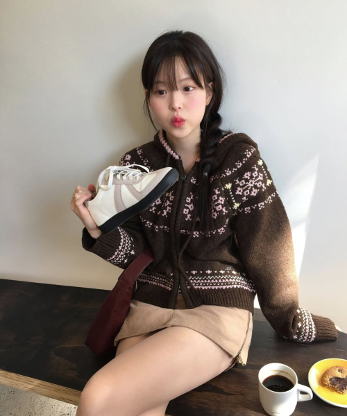 DIFFERSHOE（ディファーシュー）の「クーバスニーカー7CM [クッキー]（スニーカー・レディース・ホワイト×ブラック・22.5cm/23cm/24cm/25cm/26cm/27cm/28cm）」の11枚目の写真
