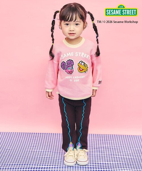 SESAME STREET(セサミストリート)の「セサミストリート ワッフルモチーフTシャツ(Tシャツ/カットソー・キッズ・ピンク/レインボー・80/90/100/110/120/130/140)」の21枚目の写真