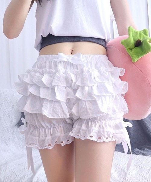 WEGO(ウィゴー)の「WEGO/リボン付きレースフリルパンツ/スカートパンツ(その他パンツ・レディース・ブラック/ブラック系その他2/ホワイト・SMALL/MEDIUM)」の12枚目の写真