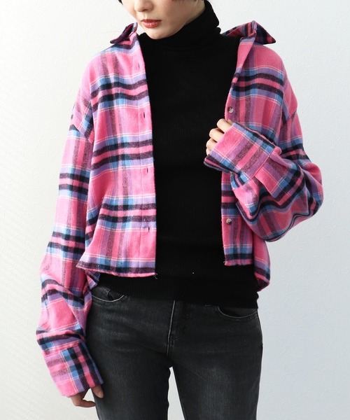 Three Four Time（ｽﾘｰﾌｫｰﾀｲﾑ）の「マドラスチェック柄シャツ（シャツ/ブラウス・レディース・ブルー系その他/ピンク系その他・FREE）」の2枚目の写真