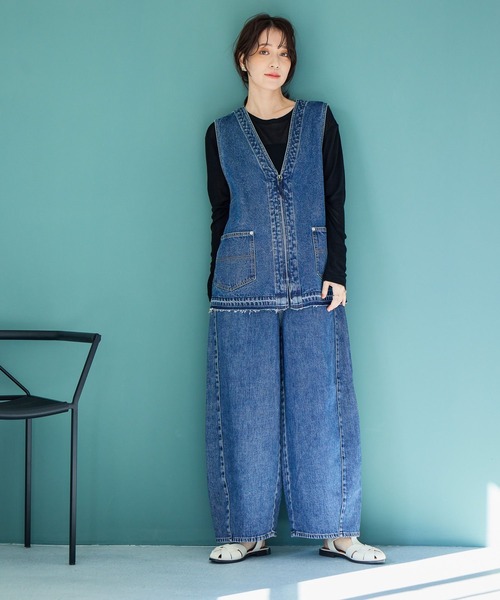 studio CLIP（スタディオクリップ）の「ZIPデニムベスト《CLIP denim》（ベスト・レディース・ライトグレー/ブルー系その他・FREE）」の14枚目の写真