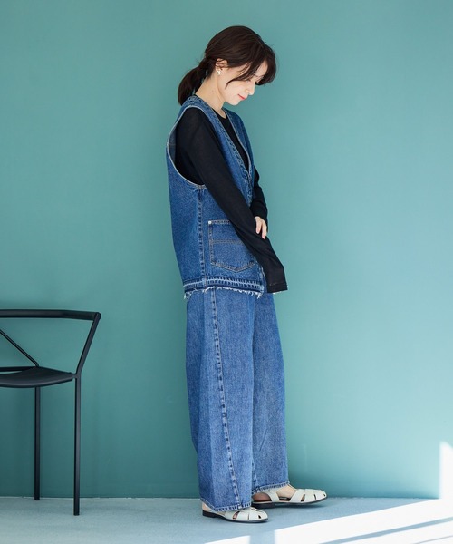 studio CLIP（スタディオクリップ）の「ZIPデニムベスト《CLIP denim》（ベスト・レディース・ライトグレー/ブルー系その他・FREE）」の17枚目の写真