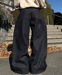 sedacle（セダクル）の「裾ボタン配色ステッチデニム（デニムパンツ）」