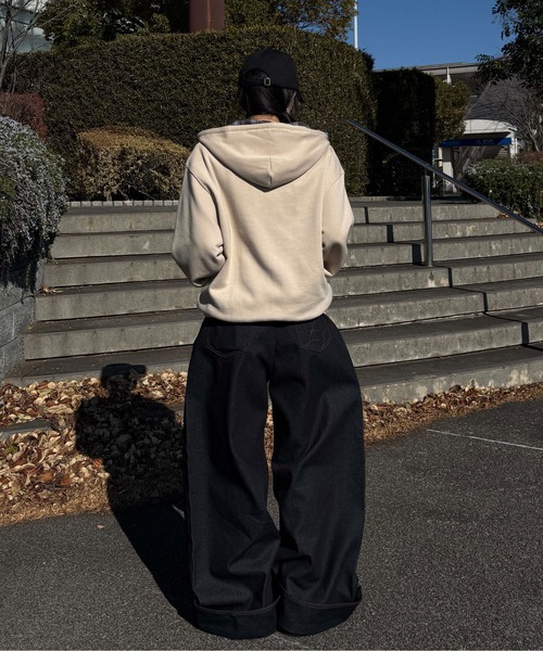 sedacle（セダクル）の「裾ボタン配色ステッチデニム（デニムパンツ・メンズ・ベージュ/レッド・SMALL/MEDIUM/LARGE）」の11枚目の写真