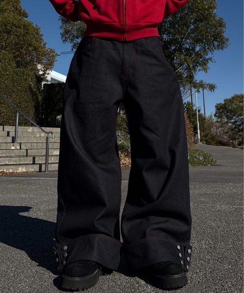 sedacle（セダクル）の「裾ボタン配色ステッチデニム（デニムパンツ・メンズ・ベージュ/レッド・SMALL/MEDIUM/LARGE）」の20枚目の写真