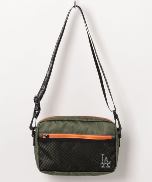 MLB(メジャーリーグベースボール)の「MLB 横型ショルダーバッグ1【ヤンキース/ドジャース】(ショルダーバッグ・レディース・カーキ系/ブラック/カーキ/ブラック系その他・FREE)」の4枚目の写真