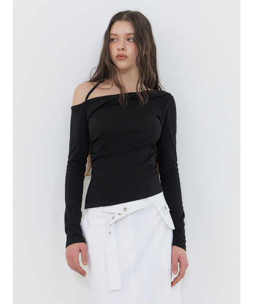 ETMON(エトモン)の「Twisted Halter T-Shirt, Black(Tシャツ/カットソー・レディース・その他・FREE)」の5枚目の写真