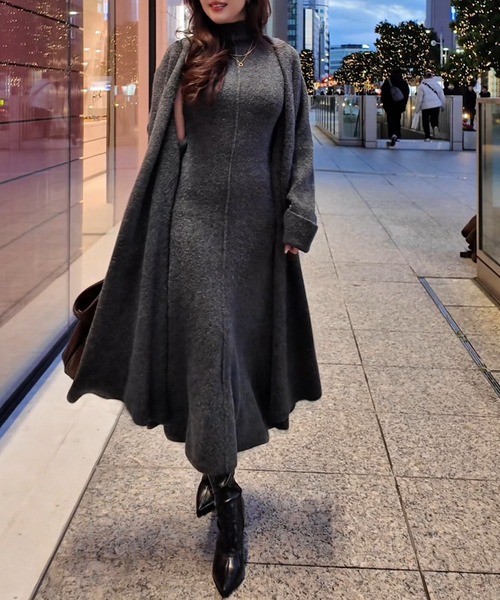 THEODORIC.dy(セオドリックディ)の「ショルダースリット ハイネックワンピ&ロングカーデセット(ワンピース・レディース・チャコールグレー/ダークベージュ・FREE)」の7枚目の写真