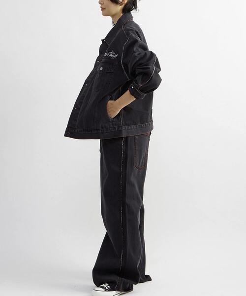 CONVERSE TOKYO（コンバーストウキョウ）の「DENIM SWITCHING WIDE PANTS（デニムパンツ・レディース・インディゴブルー/ブラック・MEDIUM/SMALL）」の4枚目の写真