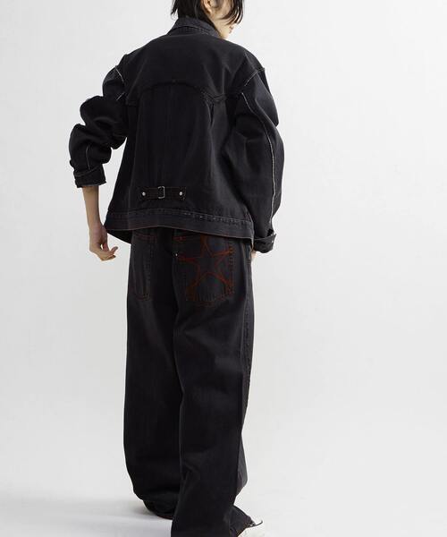 CONVERSE TOKYO（コンバーストウキョウ）の「DENIM SWITCHING WIDE PANTS（デニムパンツ・レディース・インディゴブルー/ブラック・MEDIUM/SMALL）」の6枚目の写真