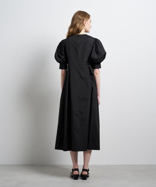 LANVIN en Bleu(ランバンオンブルー)の「タイプライターパフスリーブワンピース(ワンピース・レディース・ブラック/カーキ・36/38)」の13枚目の写真