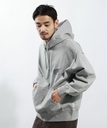 BAYFLOW（ベイフロー）の「刺繍プリントフーディー（スウェット）」