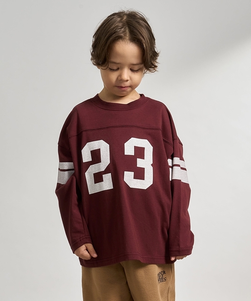 b・ROOM(ビールーム)の「【防汚・速乾・型崩れしない】【どちらが前でもOK】【ムテキT】ナンバリングTシャツ(Tシャツ/カットソー・キッズ・アイボリー/グリーン系その他/レッド系その他/レンガ/ネイビー・110cm/130cm/100cm/150cm/120cm/140cm)」の5枚目の写真