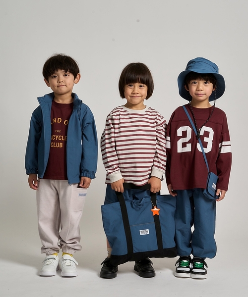 b・ROOM(ビールーム)の「【防汚・速乾・型崩れしない】【どちらが前でもOK】【ムテキT】ナンバリングTシャツ【子供服】【キッズ】【男の子】【女の子】(Tシャツ/カットソー・キッズ・アイボリー/グリーン系その他/レッド系その他/レンガ/ネイビー・110cm/130cm/100cm/150cm/120cm/140cm)」の7枚目の写真