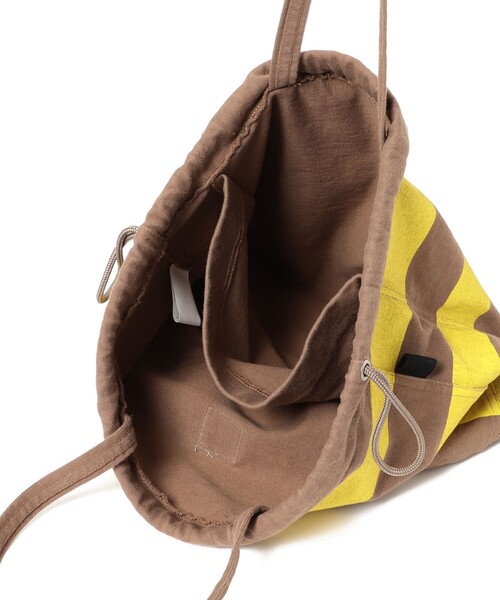 BEAMS BOY（ビームスボーイ）の「【別注】N,P,E / ボーダー カットソー ペイシェントバッグ L（ショルダーバッグ・レディース・ブラウン系その他/ブルー系その他/ベージュ系その他/ネイビー系・ONE SIZE）」の6枚目の写真