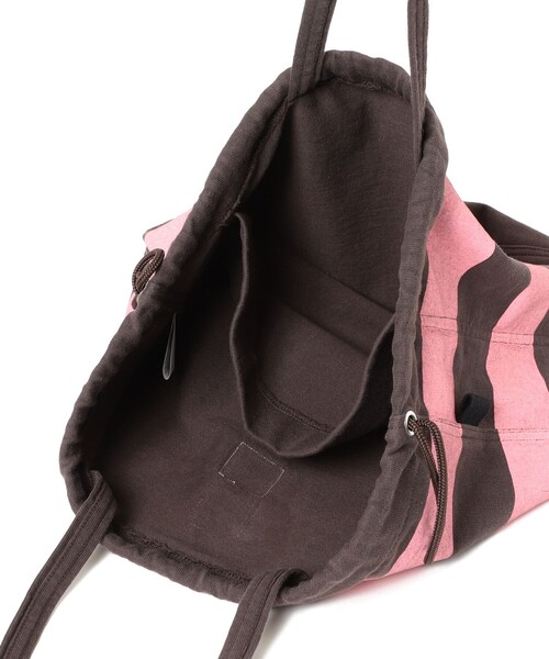 BEAMS BOY（ビームスボーイ）の「【別注】N,P,E / ボーダー カットソー ペイシェントバッグ L（ショルダーバッグ・レディース・ブラウン系その他/ブルー系その他/ベージュ系その他/ネイビー系・ONE SIZE）」の9枚目の写真