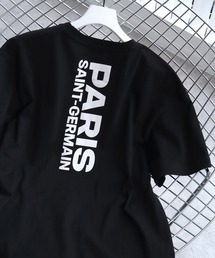 PARIS SAINT-GERMAIN（パリサンジェルマン）の「【Paris Saint-Germain/パリサンジェルマン】アソート エンブレムロゴ アートワークデザイン 半袖Tシャツ（Tシャツ/カットソー）」