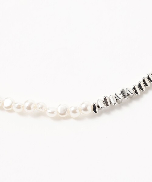 BEAMS HEART（ビームスハート）の「ミックス パール コンビ ネックレス（ネックレス・レディース・ゴールド/シルバー・ONE SIZE）」の5枚目の写真