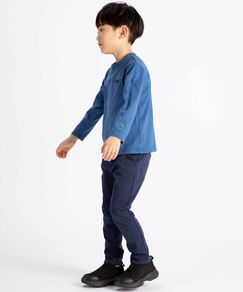BeBe（ベベ）の「ストレッチツイルロゴ刺しゅうストレートロングパンツ（その他パンツ・キッズ・ブラック/ネイビー・140cm/110cm/130cm/150cm/120cm/100cm）」の8枚目の写真
