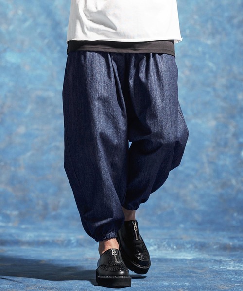 Jih Nunc(ジーヌンク)の「mp14621-8ozデニムバルーンイージーパンツ(JIH-R1181)(デニムパンツ・メンズ・インディゴブルー/ブルー・L/M/S)」の4枚目の写真