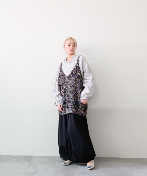 DOLLUPOOPS（ドールアップウップス）の「Shirred Sleeve Blouson(シャーリングスリーブブルゾン)（ブルゾン・レディース・カーキ/チャコール・FREE）」の7枚目の写真