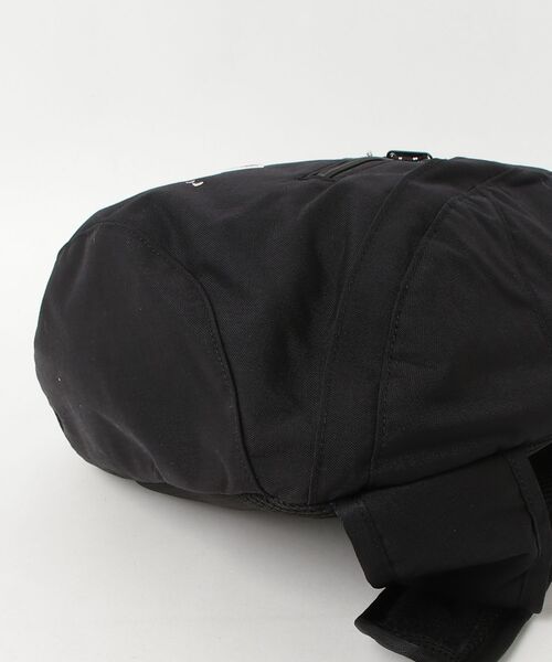 DANTON（ダントン）の「【WEB限定】[DANTON/ダントン] RHONE 14 コーデュラキャンバス ワンショルダー クロスボディバッグ（ショルダーバッグ・レディース・ライトベージュ/ブラック・ONE SIZE）」の4枚目の写真