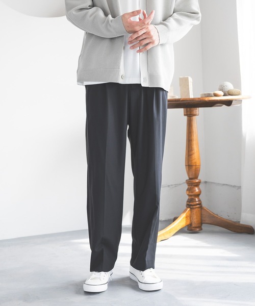 GLOBAL WORK(グローバルワーク)の「アーバンクリーンワイドパンツ/AIR/632890(スラックス・メンズ・モカ/アイボリー/チャコールグレー/グレー系その他/ブラック・SMALL/X-LARGE/LARGE/MEDIUM)」の3枚目の写真