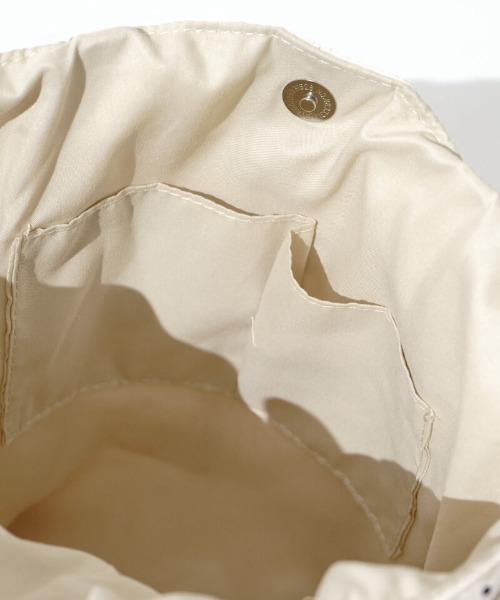 flower（フラワー）の「リボンドットトート（トートバッグ・レディース・ブラック/アイボリー/ブルー・FREE）」の11枚目の写真