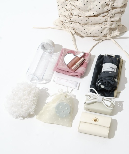 flower（フラワー）の「リボンドットトート（トートバッグ・レディース・ブラック/アイボリー/ブルー・FREE）」の14枚目の写真