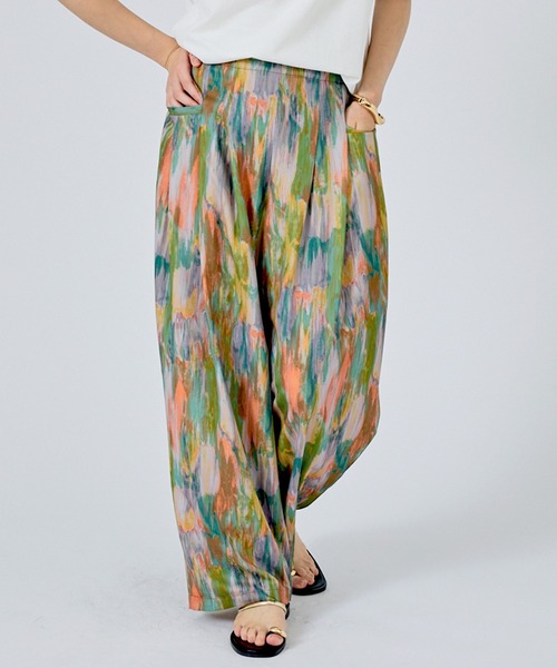 NOMINE(ノミネ)の「【NOMINE】水彩アート ニュアンス柄 タックパンツ(その他パンツ・レディース・その他/オレンジ/グレイッシュブルー・S/M)」の2枚目の写真