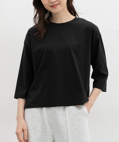 Honeys（ハニーズ）の「【ハニさら・接触冷感・ＵＶカット】きれいめ７分袖Ｔシャツ（Tシャツ/カットソー・レディース・ブラック/ブルー/オフホワイト/ダークブラウン系・S/M/LL/L）」の3枚目の写真
