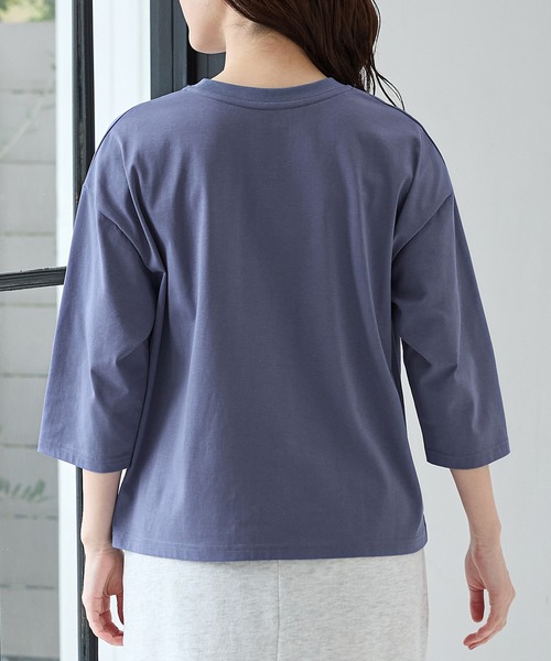Honeys（ハニーズ）の「【ハニさら・接触冷感・ＵＶカット】きれいめ７分袖Ｔシャツ（Tシャツ/カットソー・レディース・ブラック/ブルー/オフホワイト/ダークブラウン系・S/M/LL/L）」の19枚目の写真