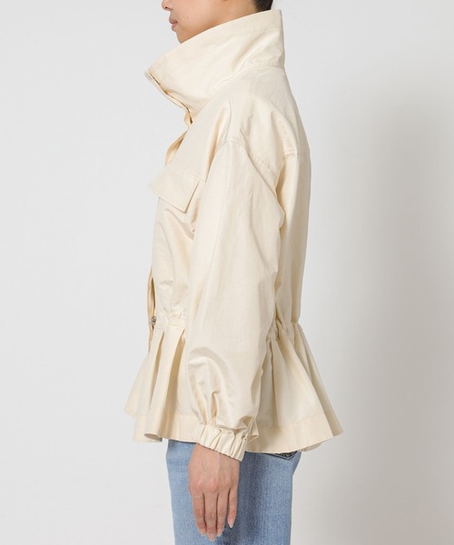 BABYLONE(バビロン)の「撥水ナイロンペプラムブルゾン(ブルゾン・レディース・アイボリー/ネイビー・フリー)」の18枚目の写真