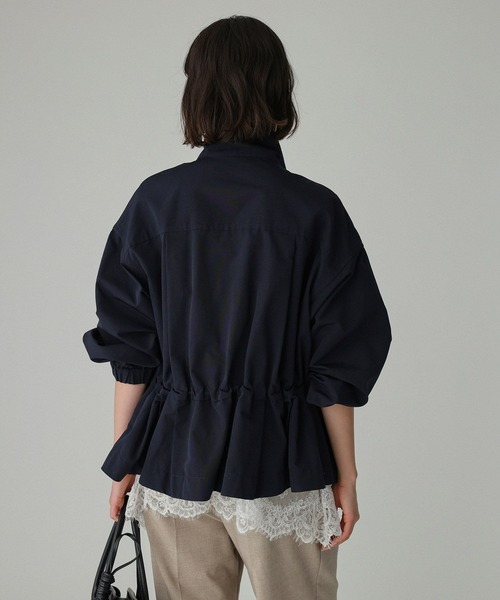 BABYLONE(バビロン)の「撥水ナイロンペプラムブルゾン(ブルゾン・レディース・アイボリー/ネイビー・フリー)」の12枚目の写真