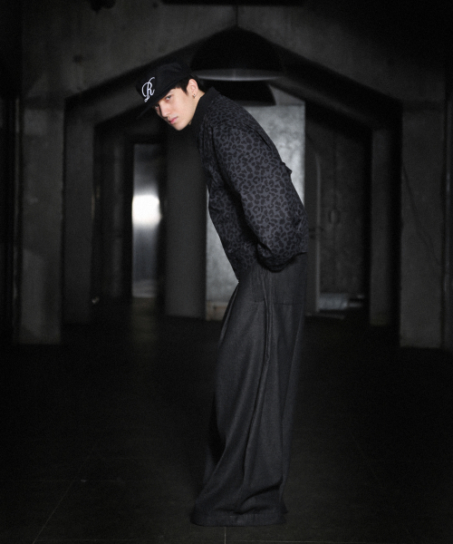 ROCKPSYCHO(ロックサイコ)の「レオパードクロップワークジャケットネイビー(デニムジャケット・メンズ・ダークネイビー・MEDIUM/LARGE)」の4枚目の写真
