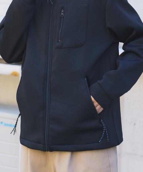 ITEMS URBANRESEARCH(アイテムズ アーバンリサーチ)の「調温機能ストレッチダンボールパーカー(楽着シリーズ)(パーカー・メンズ・ネイビー/グレー/ブラック・MEDIUM/LARGE)」の15枚目の写真