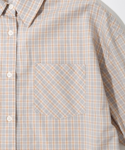 KIJIKO(キジコ)の「ke204-Overfit Check Shirt Gray Beige(シャツ/ブラウス・レディース・サンドベージュ・FREE)」の4枚目の写真