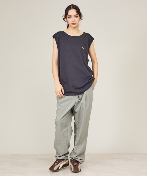 NANGA(ナンガ)の「【NANGA/ナンガ】DRY MIX TANK TOP /ロゴプリント 吸汗速乾性 /タンクトップ/ユニセックス(タンクトップ・メンズ・ブラック/レッド系その他/ホワイト・XL/L/M)」の4枚目の写真