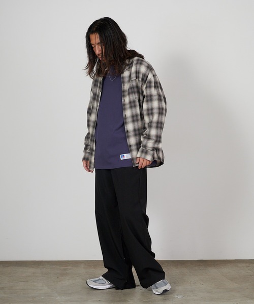 Russell Athletic(ラッセルアスレティック)の「RUSSELL ATHLETIC / ラッセルアスレティック Campus Jersey L/S 長袖Tシャツ ロンT カジュアル ストリート シンプル 定番 秋 秋服 2026年秋冬(Tシャツ/カットソー・メンズ・ホワイト/ブラック/ネイビー・M/L/XL)」の15枚目の写真