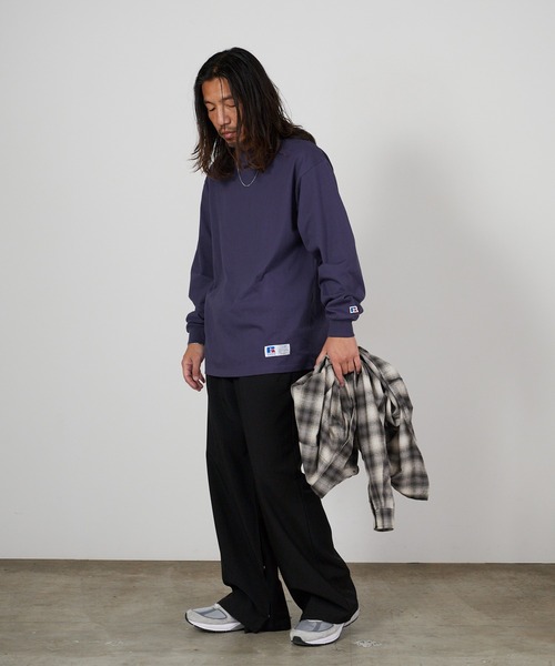 Russell Athletic(ラッセルアスレティック)の「RUSSELL ATHLETIC / ラッセルアスレティック Campus Jersey L/S 長袖Tシャツ ロンT カジュアル ストリート シンプル 定番 秋 秋服 2026年秋冬(Tシャツ/カットソー・メンズ・ホワイト/ブラック/ネイビー・M/L/XL)」の17枚目の写真