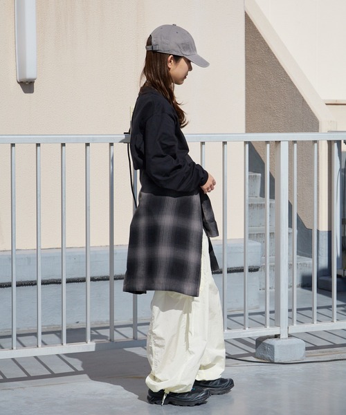 Russell Athletic(ラッセルアスレティック)の「RUSSELL ATHLETIC / ラッセルアスレティック Campus Jersey L/S 長袖Tシャツ ロンT カジュアル ストリート シンプル 定番 秋 秋服 2026年秋冬(Tシャツ/カットソー・メンズ・ホワイト/ブラック/ネイビー・M/L/XL)」の11枚目の写真